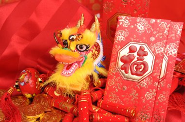 Chinese New Year Ornaments--Traditional Dancing Dragon,golden coin and Money Red Packet,red firecracker clipart