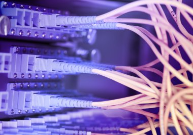 Ağ iletişimi ve Internet sunucu odası
