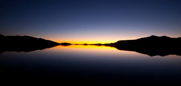 Lake on sunset — Stock Photo, Image