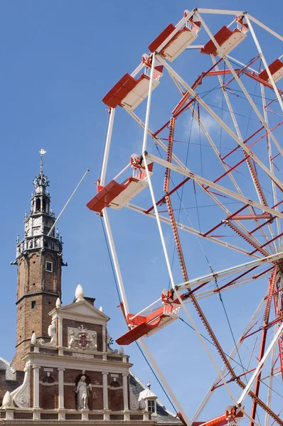 stock image Ferris Wheel with Old building