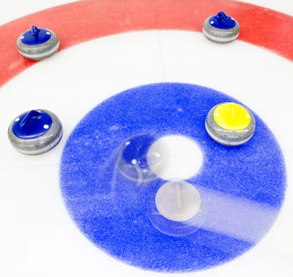 Tiro vencedor em curling — Fotografia de Stock