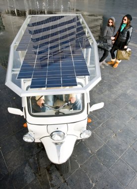 Solar powered tuc tuc clipart
