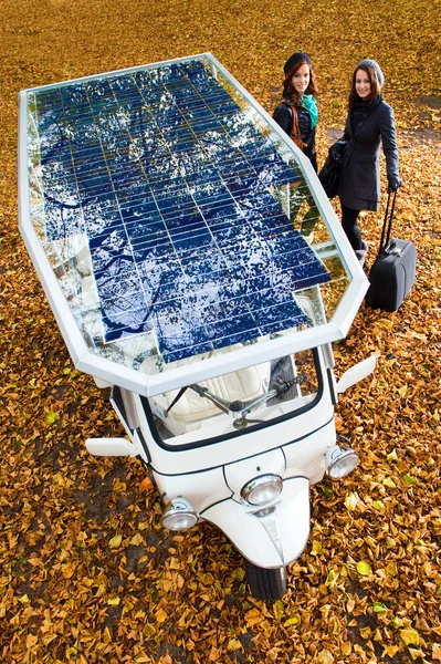 Tuc tuc con energía solar — Foto de Stock