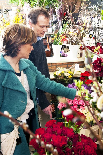 Compras de flores — Fotografia de Stock