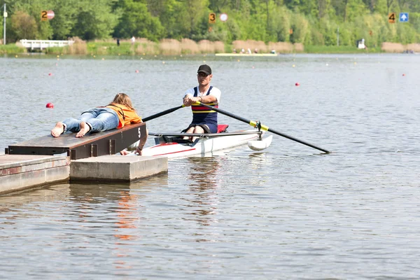 Handicapped rowing race — Stock Photo, Image