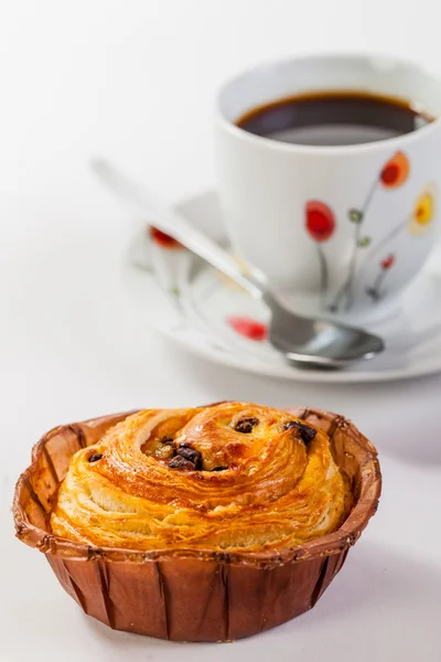 Café fresco y croissant — Foto de Stock