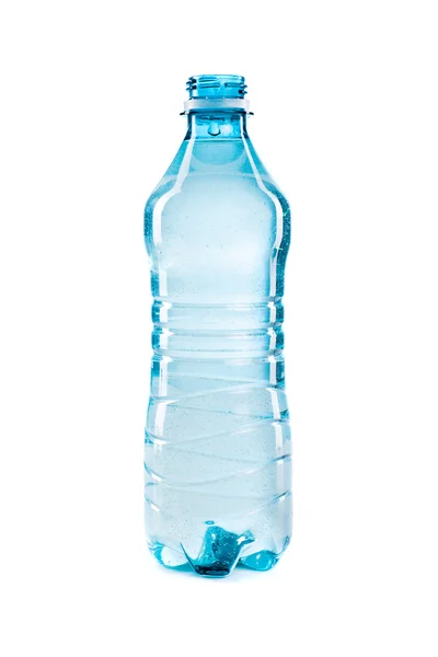 Láhev vody na bílém pozadí — Stock fotografie