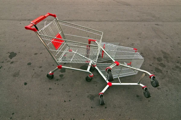 쇼핑 바구니 바퀴 — 스톡 사진
