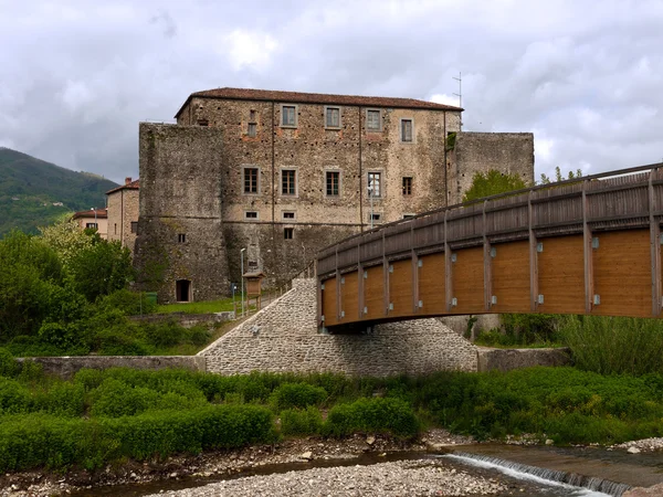 Terrarossa Castle on the Via Francigena, Italy — Stock Photo, Image