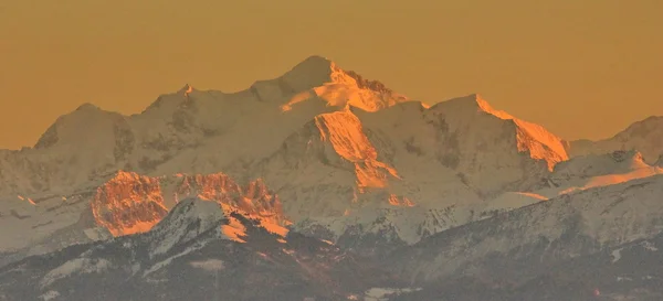 Alpen und Sonnenuntergang — Stockfoto