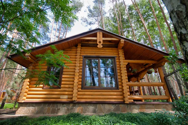 Wooden chalet — Stock Photo, Image