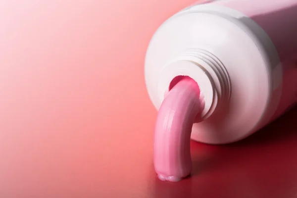 Pasta de dientes rosa — Foto de Stock