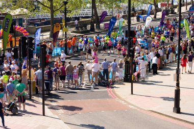 çocuklar Londra Maratonu