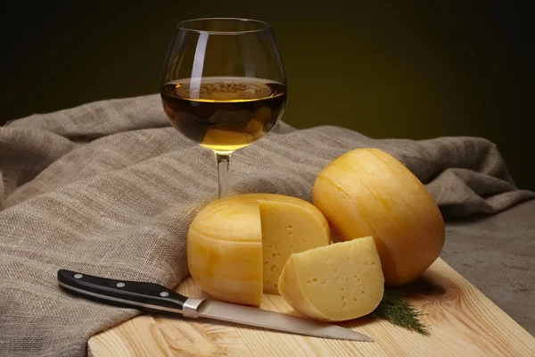 Cheese and wine — Stock Photo, Image