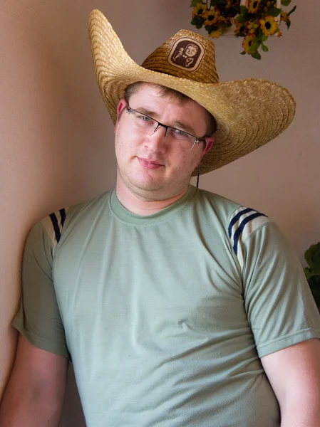 A srác a kalapban — Stock Fotó