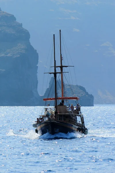 Vecchia barca a vela, Santorini, Grecia — Foto Stock