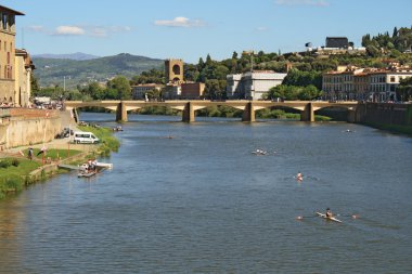 Floransa 'da Arno Nehri