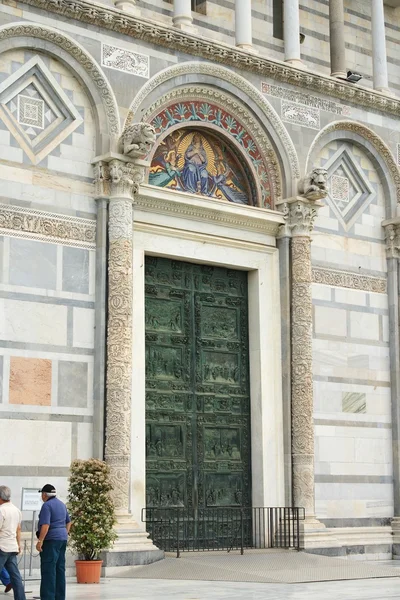 Entrada Duomo em Pisa — Fotografia de Stock