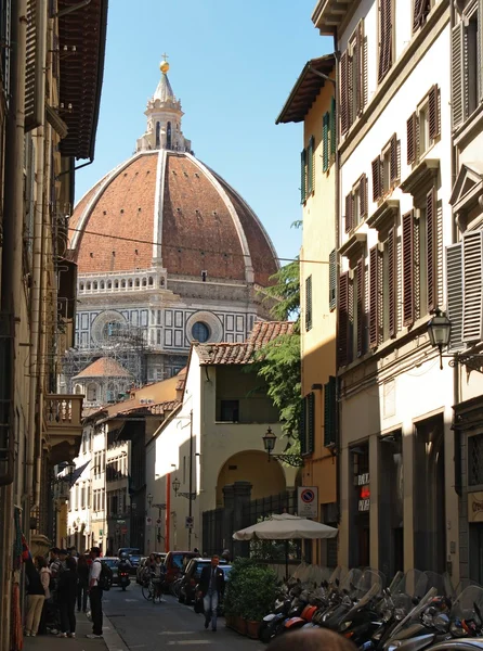 Вид на Дуомо и город Флоренция — стоковое фото