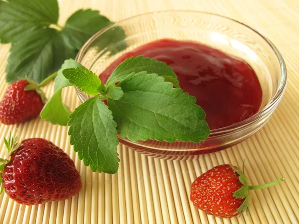 Strawberry jam met stevia — Stockfoto