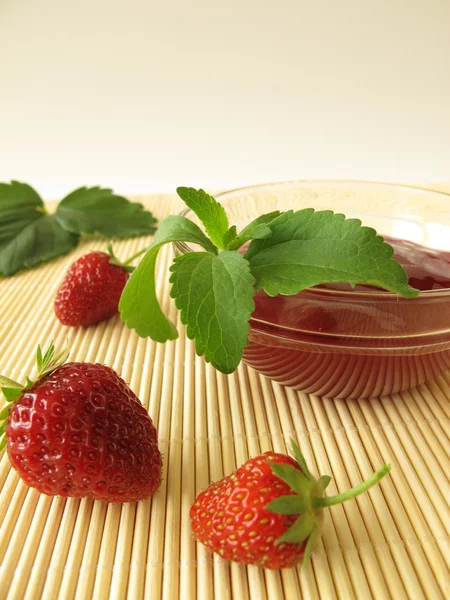 Strawberry jam met stevia — Stockfoto