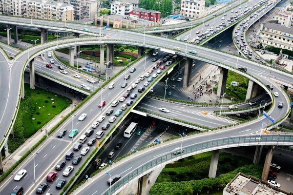 Un carrefour routier à Hangzhou — Photo