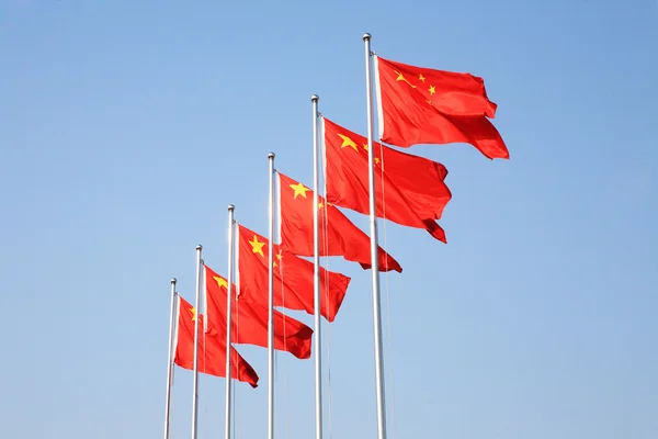 Een rij van chinese vlaggen — Stockfoto
