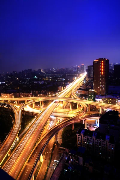 Een weg kruising bij Hangzhou — Stockfoto