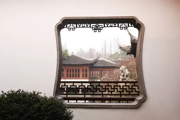 Traditionell kinesisk trädgård — Stockfoto