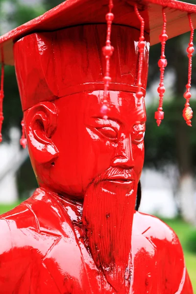 Red Chinese statue — Stock Photo, Image
