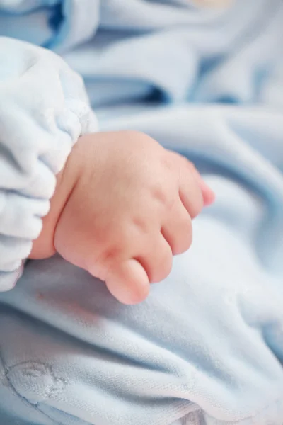 As mãozinhas do bebé — Fotografia de Stock