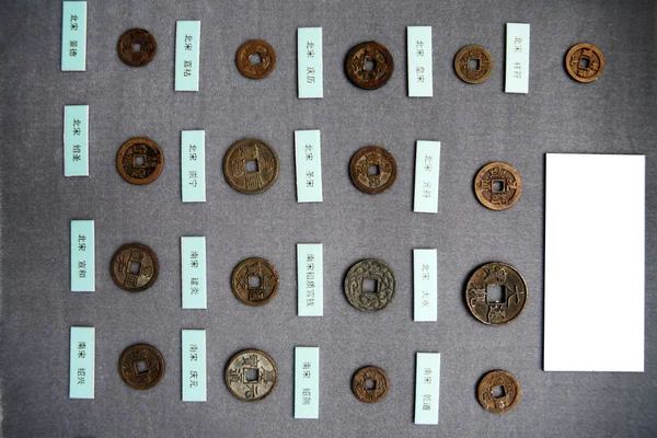 Stare chińskie monety — Zdjęcie stockowe