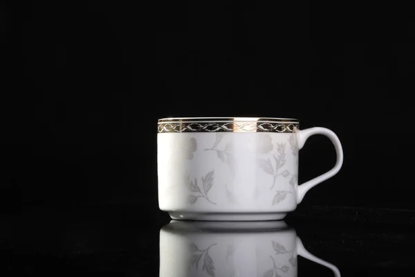 黒を基調としたコーヒーカップ — ストック写真
