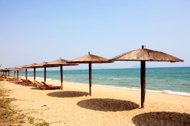 Tente ve sandalye üzerinde plaj, sanya, Çin