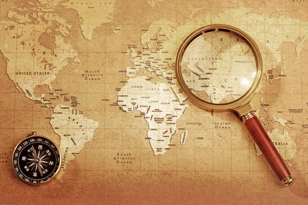 Compass on a Treasure map — Stock Photo, Image