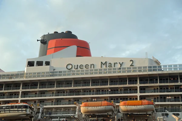 Queen Mary 2 — Stockfoto