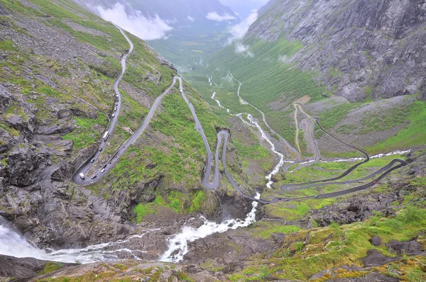 Slavný "trolí cesta", Norsko — Stock fotografie