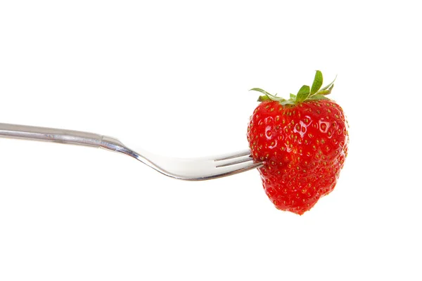 Gabel mit frischen Erdbeeren — Stockfoto
