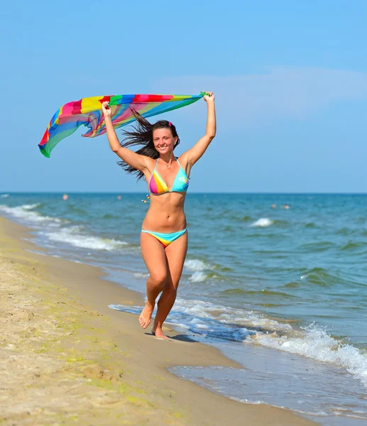Meisje op een strand — Stockfoto