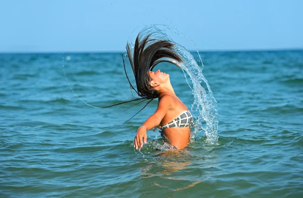 Chica agua diversión — Foto de Stock