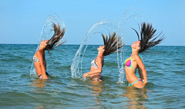 Mädchen Wasserspaß — Stockfoto
