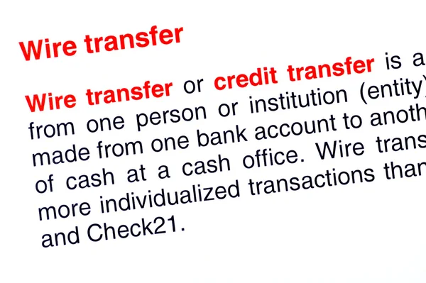 Wire transfer text markeras med rött — Stockfoto
