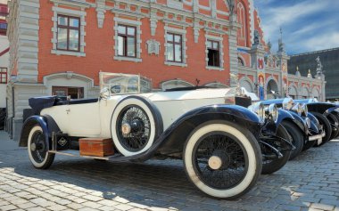 Rolls royce geçit töreni.