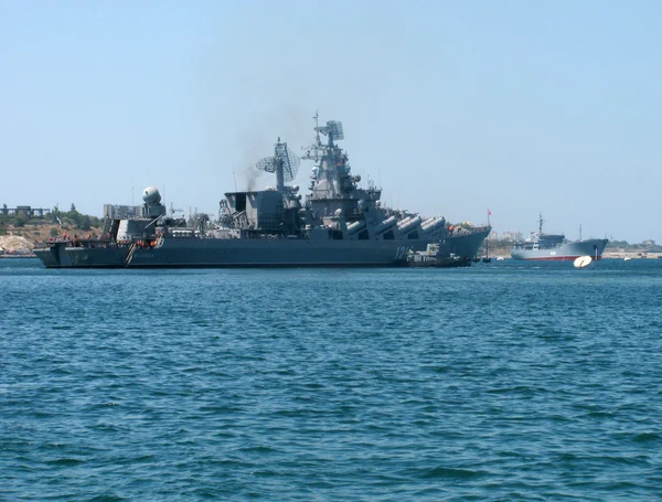 Sevastopol Ukraine July 2012 Guided Missile Cruiser Moskva Ukrainian Fleet — Stock Photo, Image