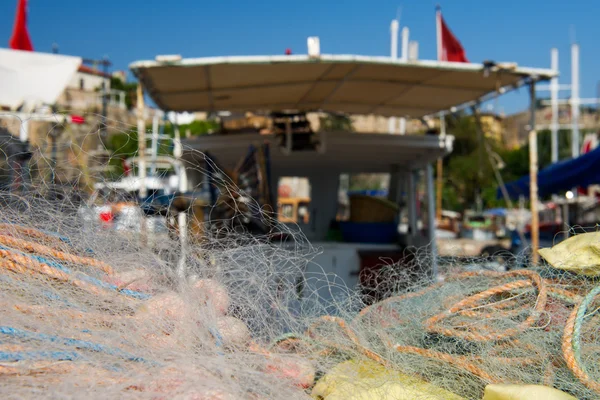 在港口中的鱼网 — 图库照片