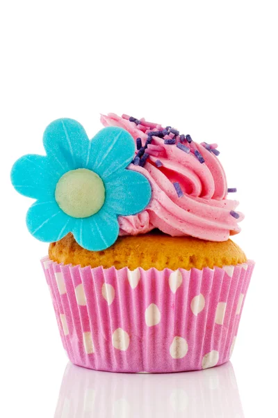 Ροζ cupcake με λουλούδι — Φωτογραφία Αρχείου