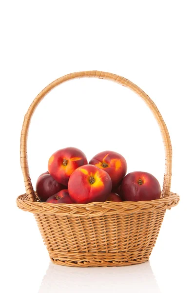Basket fresh nectarines — Stock Photo, Image