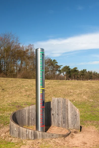 Измерение высоты воды — стоковое фото