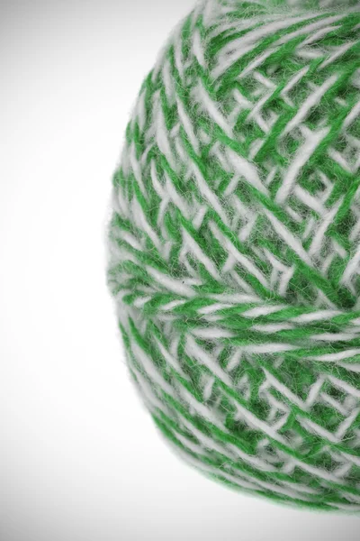 緑の白い毛糸の玉 — ストック写真