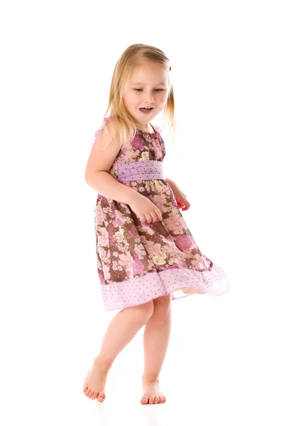Маленькая танцующая девочка — стоковое фото